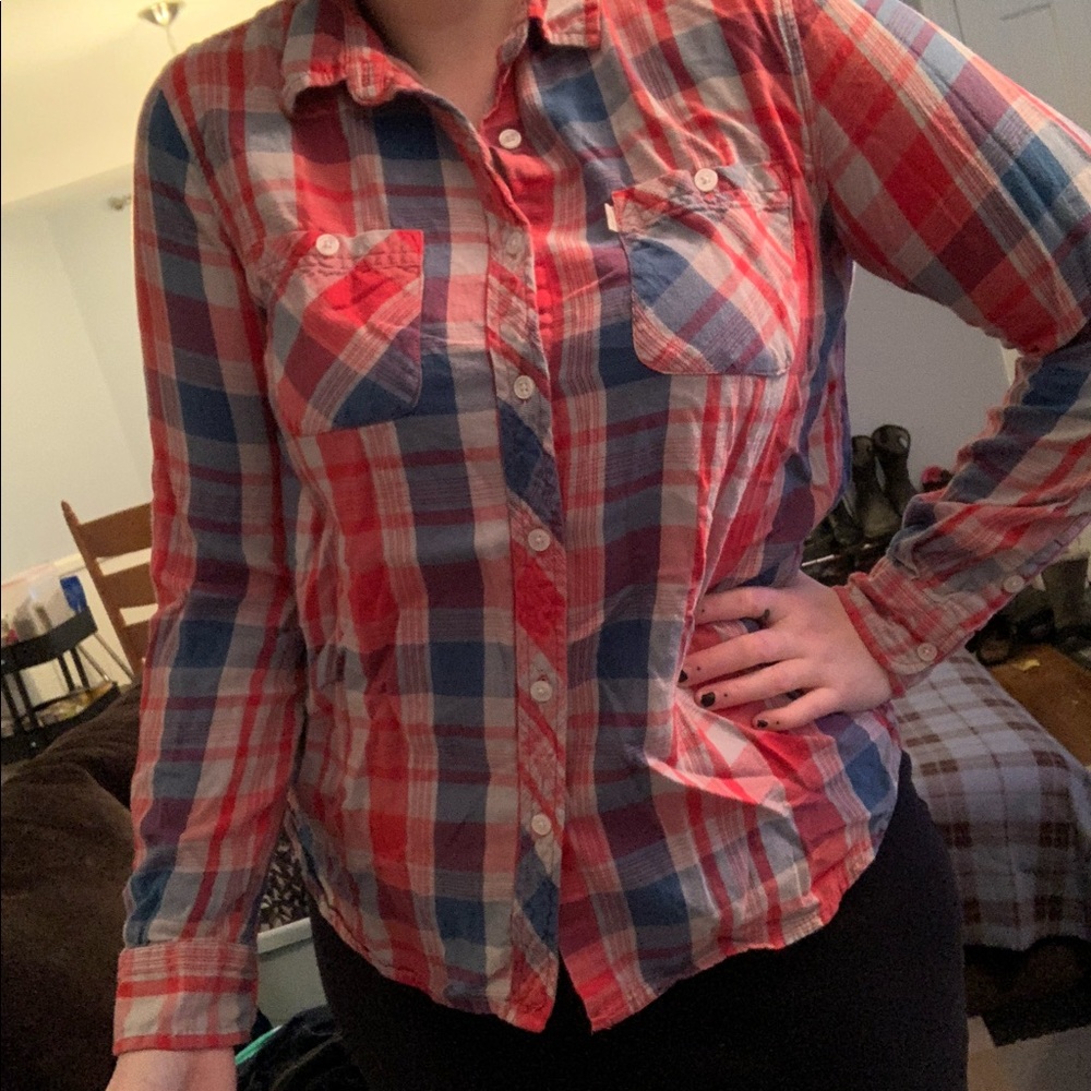 Levi’s Women’s Plaid Flannel Size Medium
